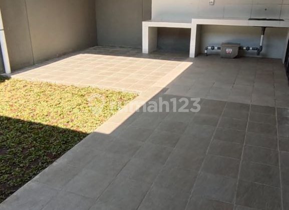 Disewakan Rumah Baru 2 Lantai Kota Baru Parahyangan