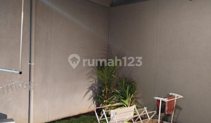 Jarang Ada! Rumah 2 Lantai Tatar Lokacitra Kota Baru Parahyangan Turun Harga