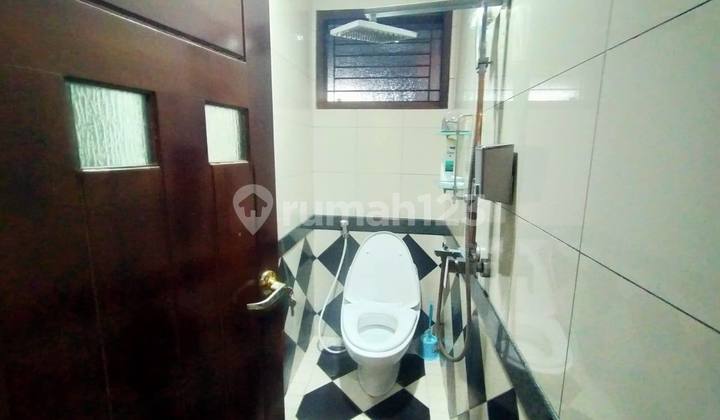 Jual Rumah Luas Ada Kolam Renang Di Margahayu Nego Sampe Jadi 2