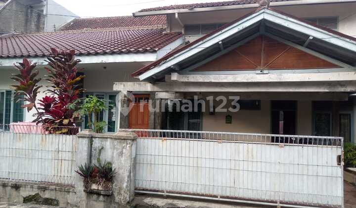 Rumah Asri Siap Huni Komplek Cigadung Dago