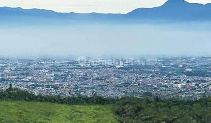 Villa Keren Di Lembang Dengan View Menawan Dan Fasilitas Bintang Lima 1