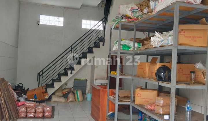 Ruko Strategis di Cibaligo Cocok Buat Berbagai Usaha