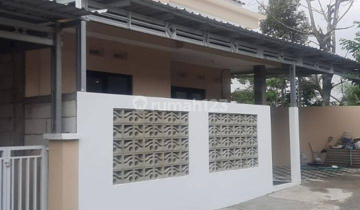 Rumah minimalis 2 lantai pudak payung 1