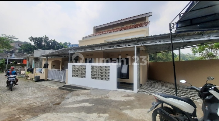 Rumah minimalis 2 lantai pudak payung 2