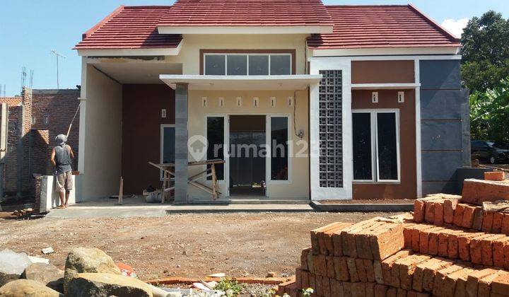 Rumah Murah Bagus 2 Lantai Modern Mijen Semarang  2