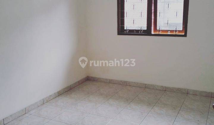 Rumah Siap Huni di Jl. Mandala, Tomang - Jakarta Barat  6