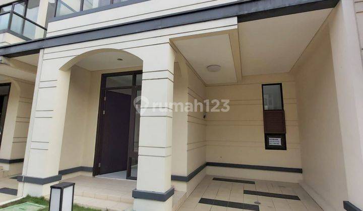 Rumah 2 Lantai di Lavon Swancity, Tangerang  1