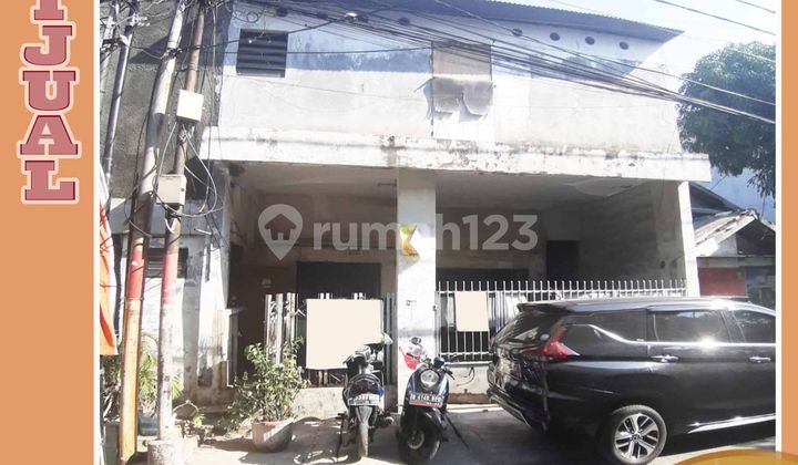 Rumah Tua di Jl. Dr. Semeru , Grogol - Jakarta Barat 
