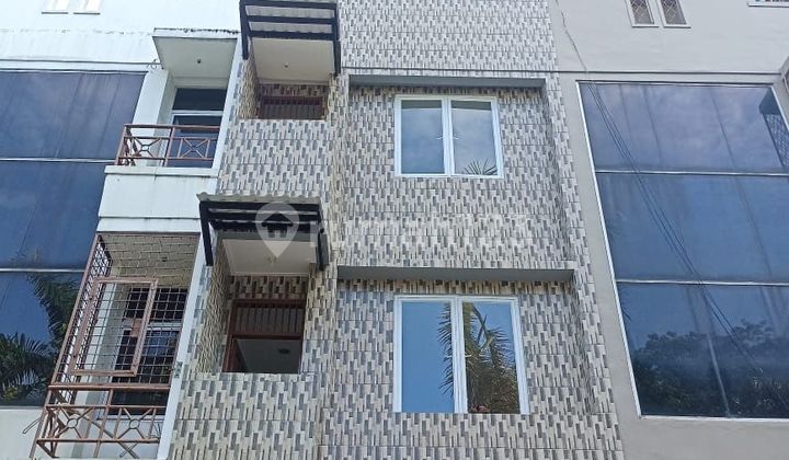 Ruko Taman Palem Lestari 4 Lantai Full , Full Renovasi, Bagus Banget