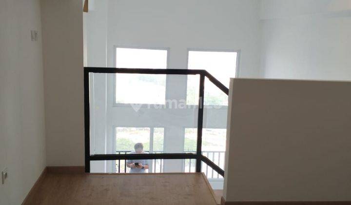 Apartemen Kingland Avenue 1 BR MASIH BARU, MEZANINE 2