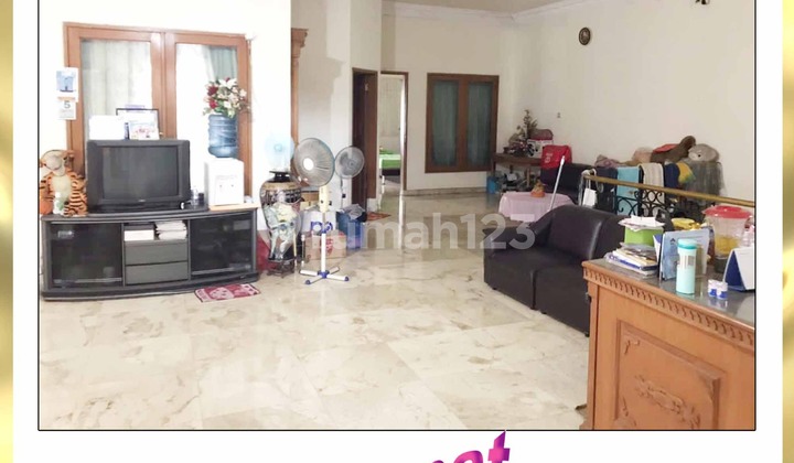 Rumah Pik 1 Katamaram. 3½ Lantai. Semi Furnished 2