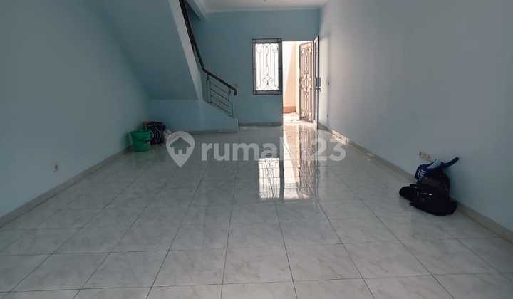 Rumah Taman Surya 5. Siap Huni. Bebas Banjir