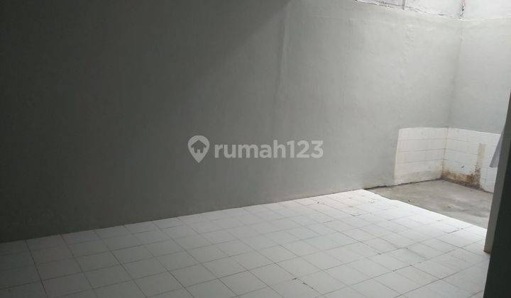 Rumah Siap Huni di Jalan Sulfat Dijual Cepat Harga Murah 6