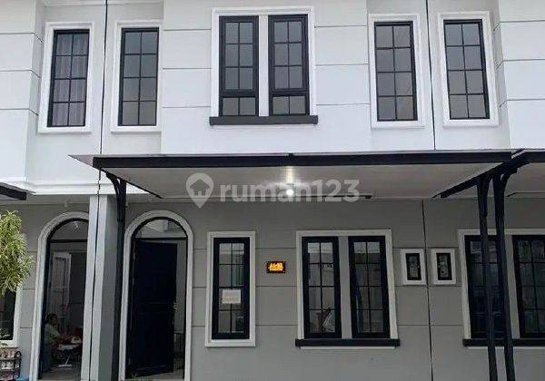 Rumah Bagus Minimalis 2 Lantai Strategis Mansion Nine Surabaya  1