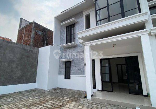 Rumah Taman Jivva Kebraon 2 Surabaya Cicilan 4 Jtan, Dekat Wiyung 1