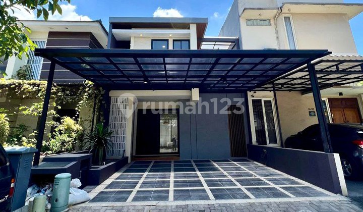 Dijual Rumah Mocca Vrbana Dian Istana - Sby Barat, SHM, 2 Lantai