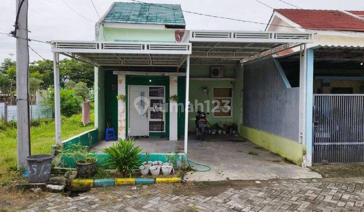 Rumah Bagus Griya Menteng Asri Bringkang Menganti Gresik  1