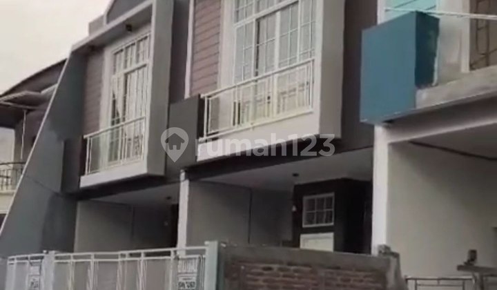 Rumah Hook Lebak Indah Regency Dekat Kenjeran, Merr, Galaxy Mall 2