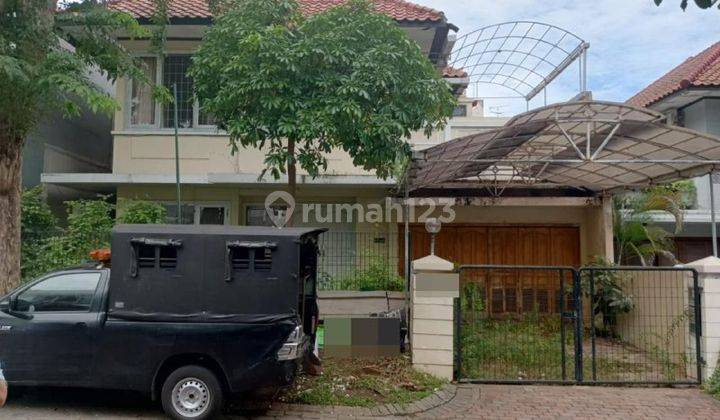 Rumah Elite Bagus Lokasi Strategis Graha Family Surabaya  1