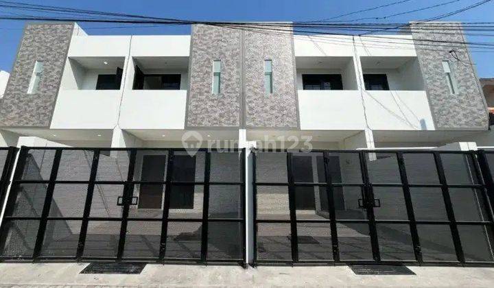 Rumah Bagus Siap Huni Strategis Setro Timur Surabaya New  1