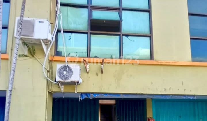 Strategic Shop House for Sale at Plaza Segi 8 Sukomanunggal, Near Satelit Toll Road, Ptc, Citraland