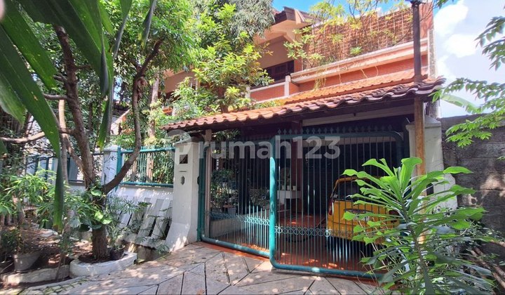 For Sale: Simo Gunung Barat House, Certified Title, Swimming Pool, Near Toll Road 2