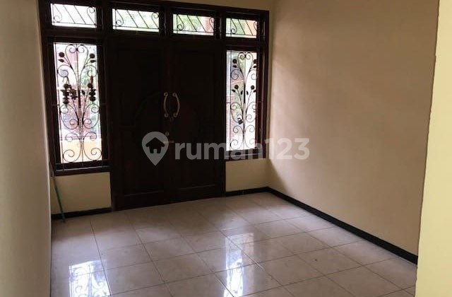 House on Jl. Bangka Gkb, Gresik Near Gressmall Toll Road