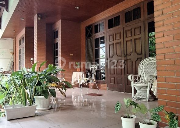 Jual Rumah Simo Gunung Barat, SHM, Kolam Renang, Dekat Tol Jual Rumah Simo Gunung Barat, SHM, Kolam Renang, Dekat Tol