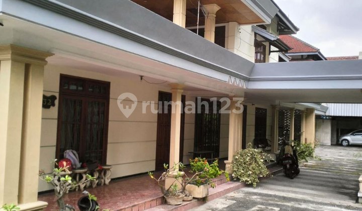 Rumah Jalan Dr Cipto Malang Dekat Kampus Unbra 2