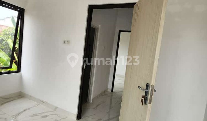 Jelidro House Near Manukan Terminal, West Surabaya 2