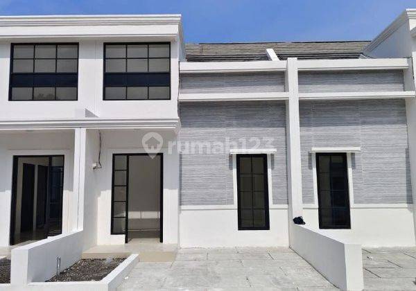 Rumah Taman Jivva Kebraon Tahap 2 Surabaya , Dekat 2 Gate Tol 2