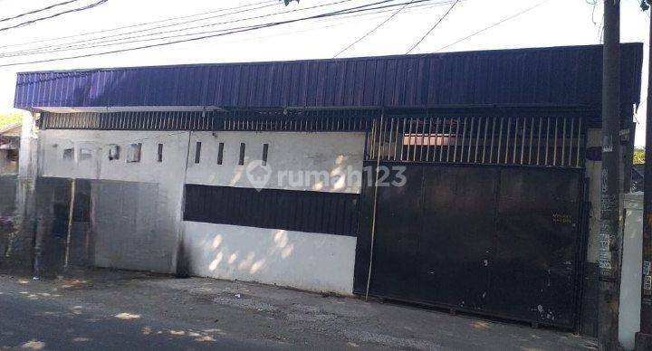 Rumah Usaha Terawat Strategis Medokan Asri Tengah Surabaya  1