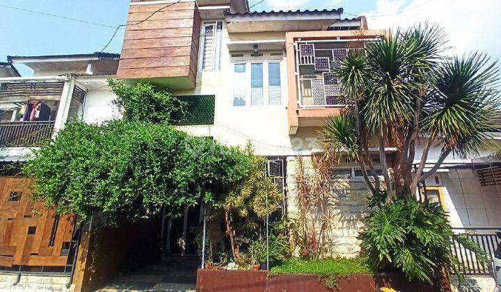 Rumah 2 Lantai Bagus Strategis Griya Saxophone, Jatimulyo Malang 1
