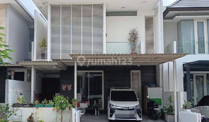 Rumah Bagus Strategis Perumahan Dian Istana Surabaya  1