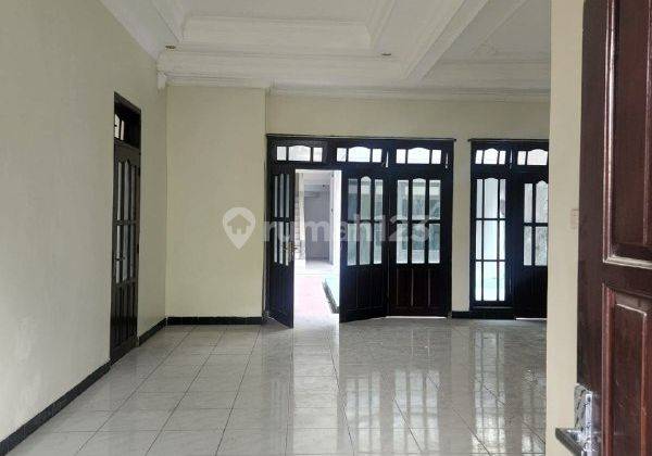 Rumah Bagus Siap Huni Strategis Kutisari Indah Utara Surabaya  2