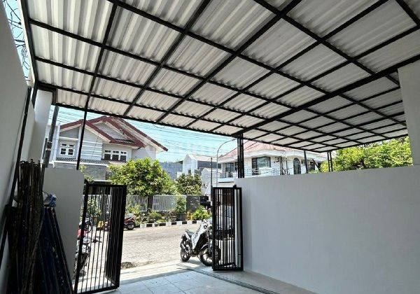 Rumah Bagus Dengan Rooftop Canopy Rungkut Asri Tengah Surabaya 2