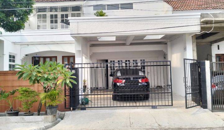 Rumah Dijual di Bintaro Sektor 3 Lokasi Strategis 1