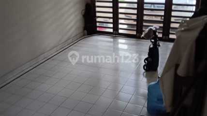 Rumah Dijual di Emerald Residence Bintaro Sektor 9 Lokasi Strategis 2