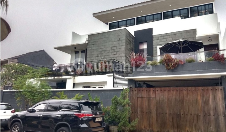 Rumah dijual BU di duta bintaro bonus Kamar Kos Rumah dijual BU di duta bintaro bonus Kamar Kos