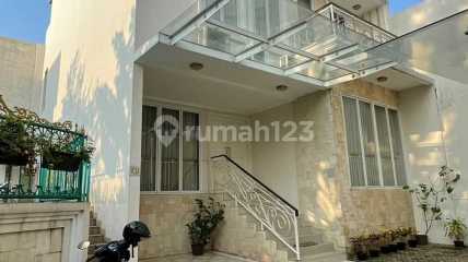 Rumah disewakan di cilandak jakarta selatan full furnish