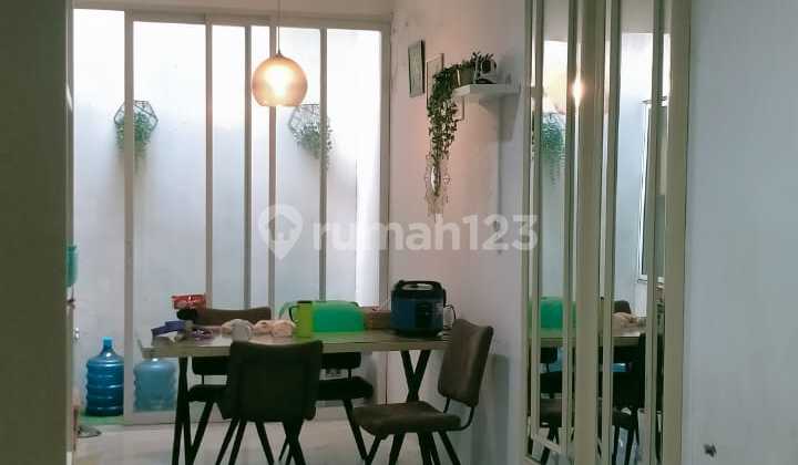 Rumah dijual full furnish di paradise serpong city 1 lokasi strategis Rumah dijual full furnish di paradise serpong city 1 lokasi strategis