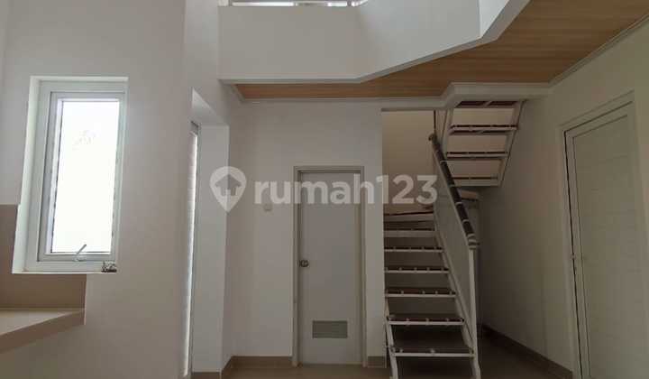 Rumah siap huni di serpong lokasi strategis  2