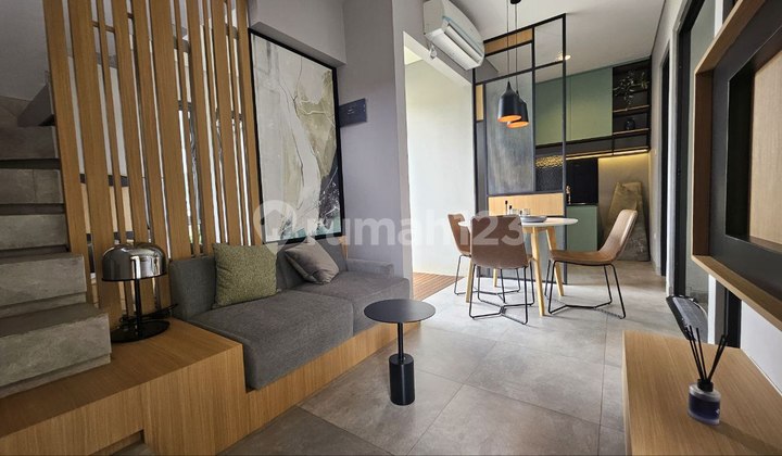 Rumah 2 lantai di serpong tanpa DP dan biaya biaya lokasi strategis