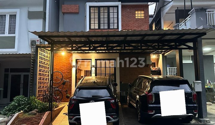 House for sale in Nusa Loka BSD, strategic location.