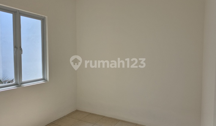 For Sale: 1-Story House in Regensi Melati Mas, North Serpong, South Tangerang 2