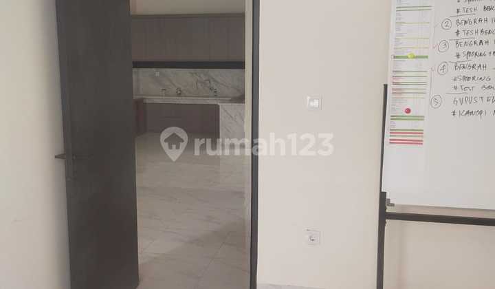 For Rent: Regency Melati Mas House South Tangerang 2