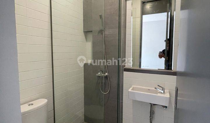Rumah Sewa Aether Greenwich Park BSD City 3 Lantai Dekat Q Biq, Tol BSD 2