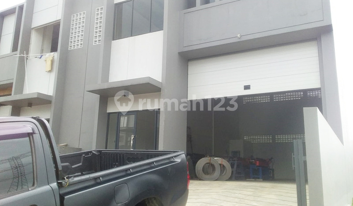 For Rent: Taman Tekno X Warehouse in BSD Serpong, South Tangerang, Container Accessible, Near Toll Access.