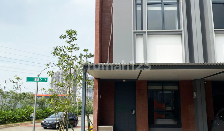 Rumah Sewa Freja BSD City Hoek, Fully Furnished Siap Huni 1