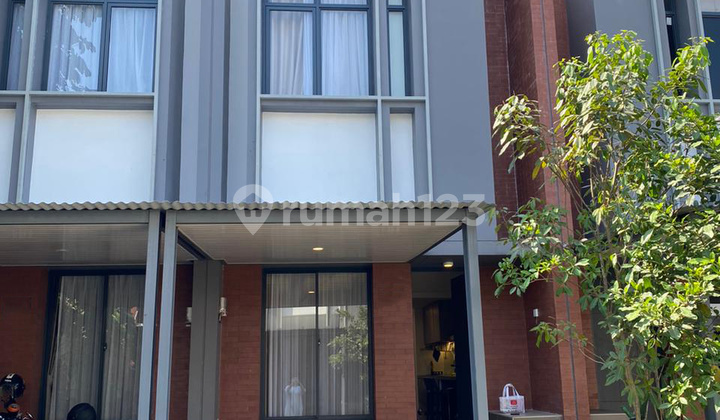 Disewakan Rumah Minimalis di BSD City Cluster Freja House, Fully furnished, Siap Huni, Dekat Akses Tol BSD